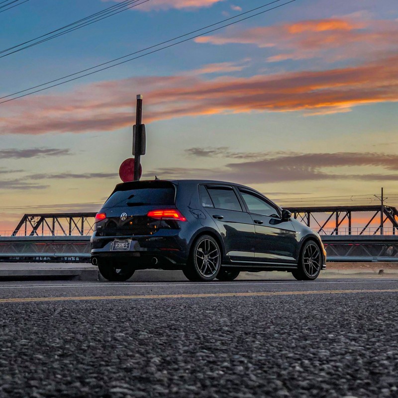H3RMES's Volkswagen GTI