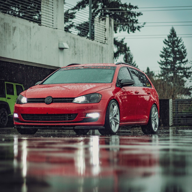 Lilredwagen's Volkswagen Golf SportWagen